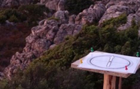 Postazione d’ascolto al tramonto a monte Olia Postazione d’ascolto al tramonto a monte Olia