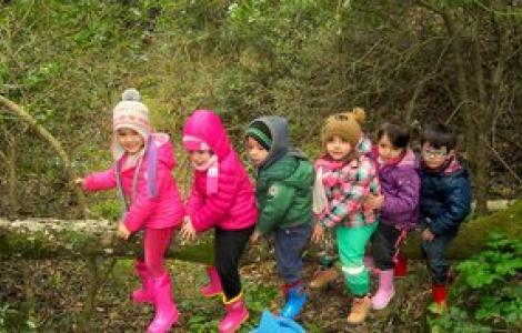 Bimbi nel bosco per "una Scuola nel Bosco" a Monte Arrubiu
