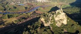 [FOTO M. CARA] Panoramica sul Castello di Pontes, alle falde del Tuttavista