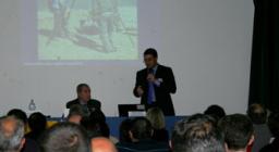 immagini dal Convegno del cervo 16.04.2010 portico del Lazzaretto di S. Elia sede del convegno - Relatori immagini dal Convegno del cervo 16.04.2010 portico del Lazzaretto di S. Elia sede del convegno - Relatori