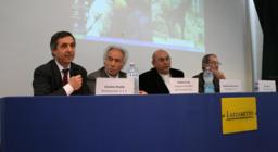 immagini dal Convegno del cervo 16.04.2010 portico del Lazzaretto di S. Elia sede del convegno - Relatori immagini dal Convegno del cervo 16.04.2010 portico del Lazzaretto di S. Elia sede del convegno - Relatori